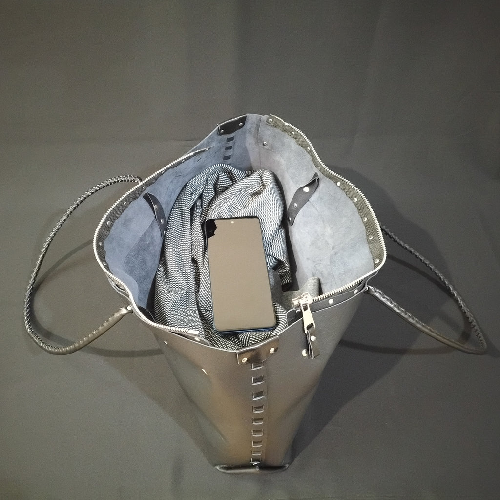 James Watson Jumper Tote - 341 grams