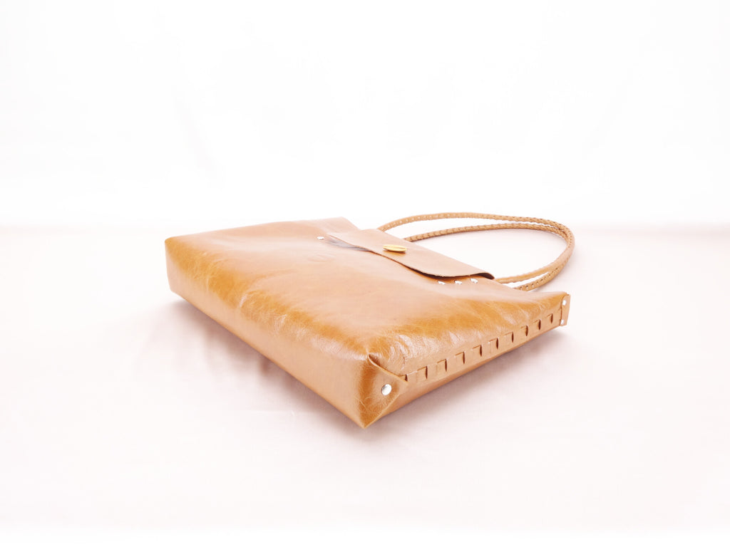James Watson Tote - Saddle Tan