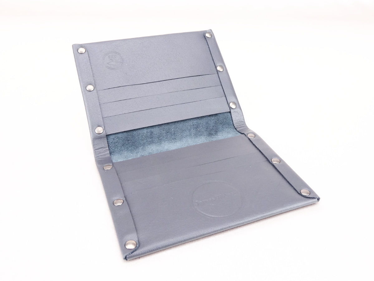 Bantam 8 Wallet - Smooth Grey